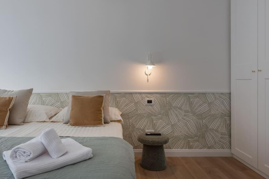 Foscolo 46 - Elegant Family Apartment Трієст Екстер'єр фото