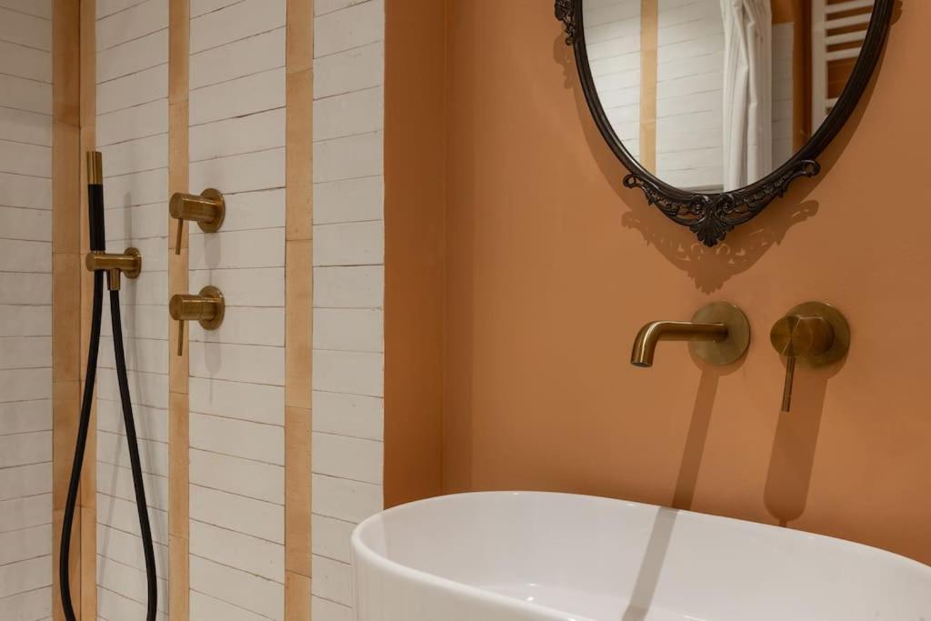 Foscolo 46 - Elegant Family Apartment Трієст Екстер'єр фото